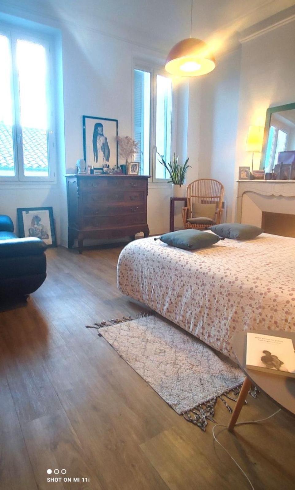 Chez L'Habitant, Propose Grande Chambre Vieux Port Marseille Chambre photo